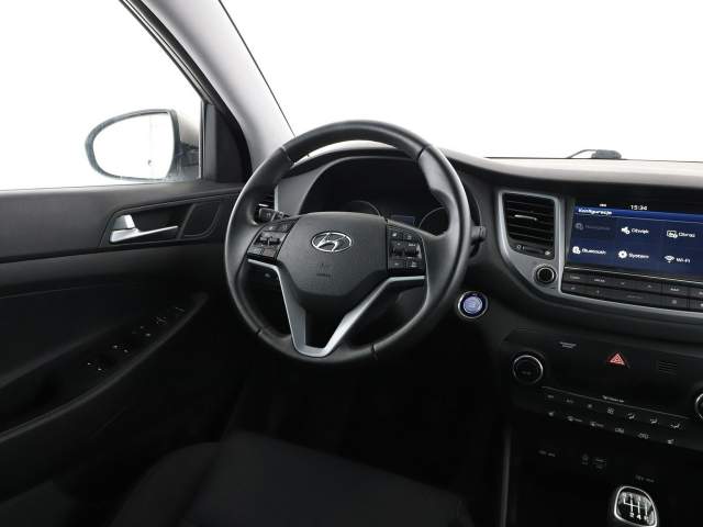 Hyundai Tucson III 2016 — zdjęcie 16