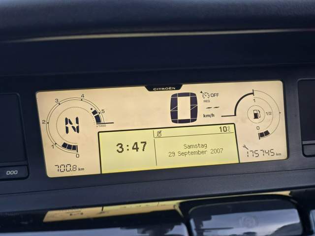 Citroen C4 Picasso I 2011 — zdjęcie 30