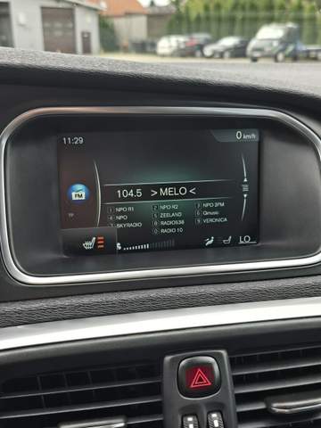 Volvo V40 II 2015 — zdjęcie 30