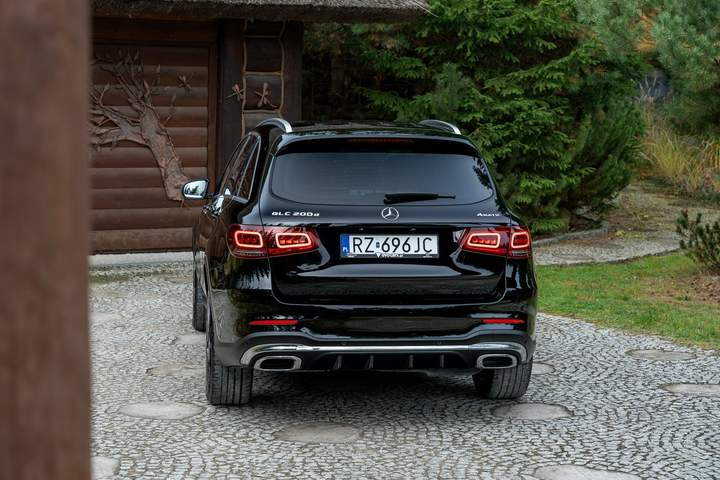 Mercedes-Benz GLC I (X253) facelifting 2020 — zdjęcie 15