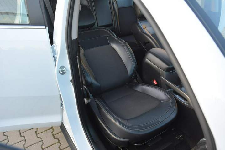 Kia Sportage III 2013 — zdjęcie 15