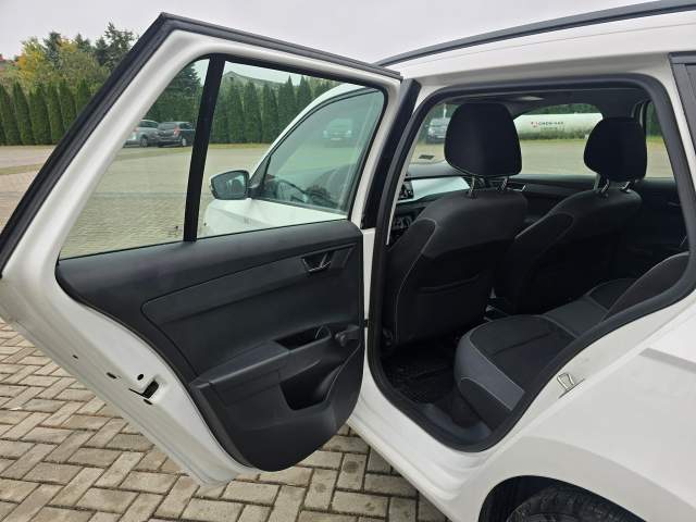 Skoda Fabia III facelifting 2021 — zdjęcie 16