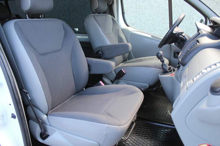 Opel Vivaro A facelifting 2012 — zdjęcie 10