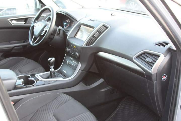 Ford S-MAX II 2016 — zdjęcie 16