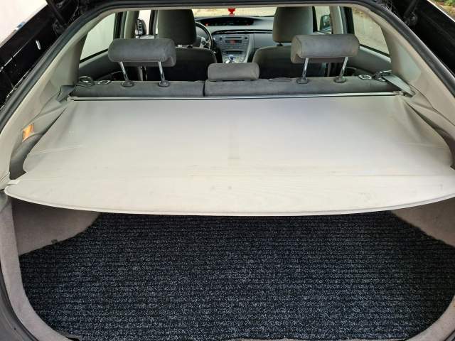Toyota Prius III (XW30) 2010 — zdjęcie 7