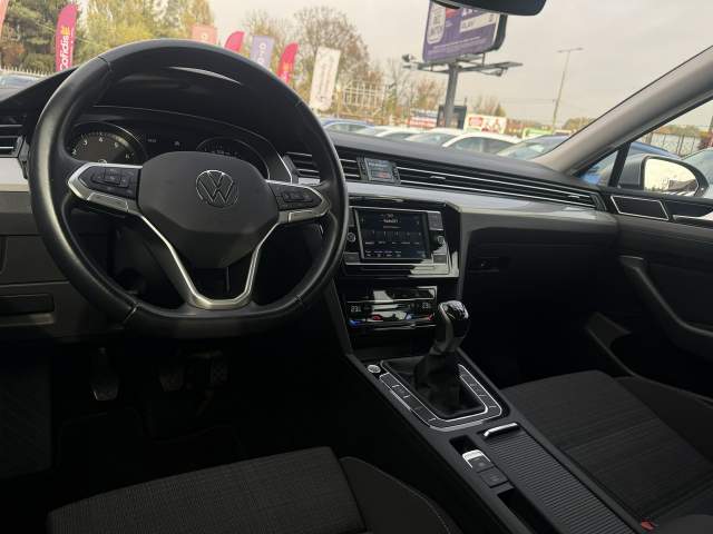 Volkswagen Passat B8 facelifting 2022 — zdjęcie 14
