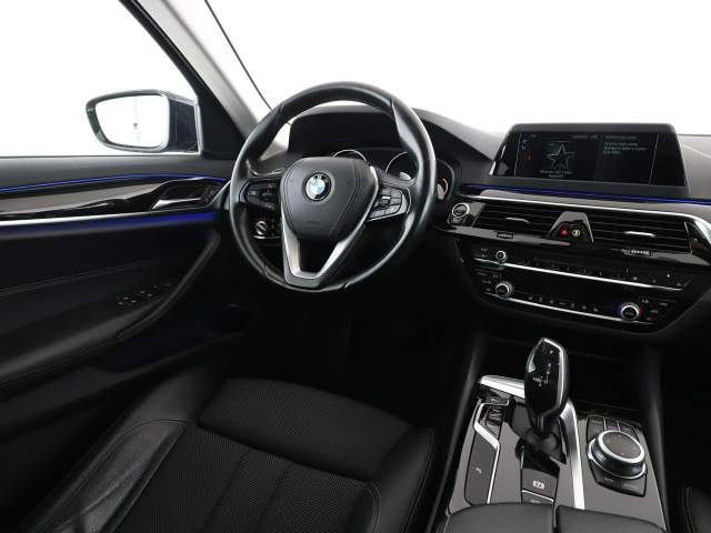 BMW 5 serii VII (G30/G31) 2019 — zdjęcie 16