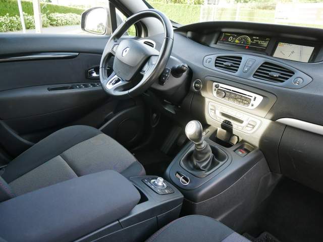 Renault Scenic III facelifting 2 2013 — zdjęcie 7