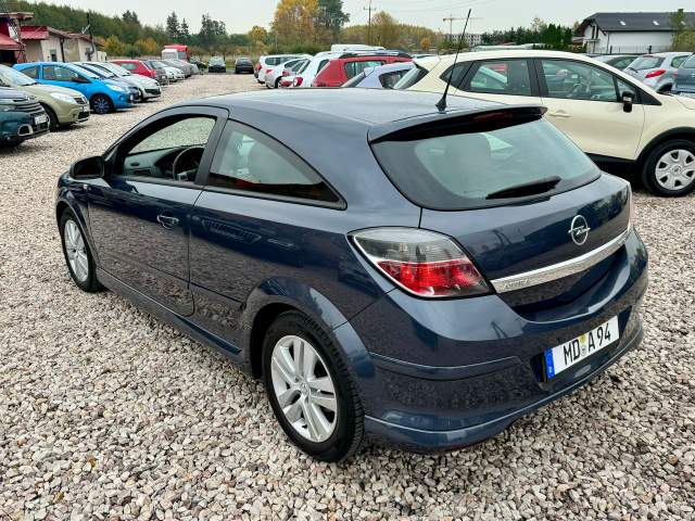 Opel Astra H facelifting 2008 — zdjęcie 7