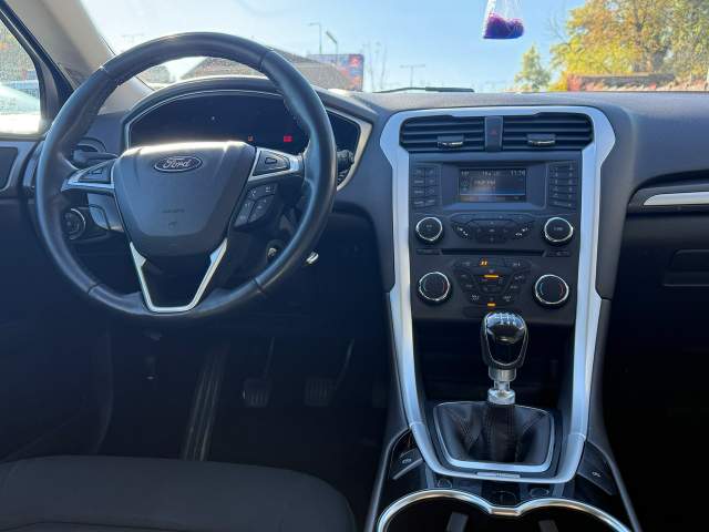 Ford Mondeo V 2015 — zdjęcie 12
