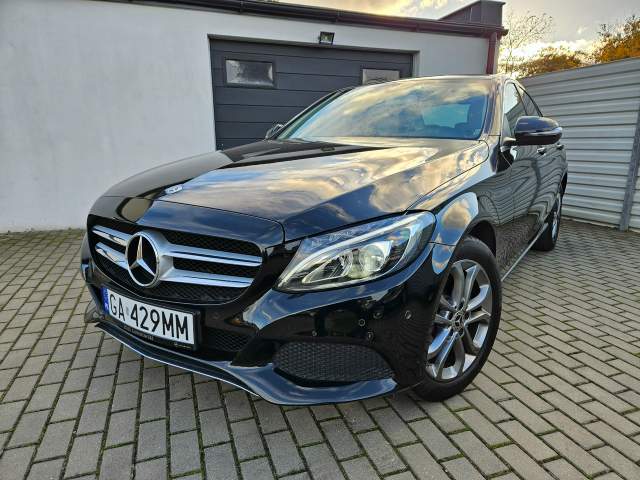 Mercedes-Benz C-Klasa IV (W205) facelifting 2018 — zdjęcie 1
