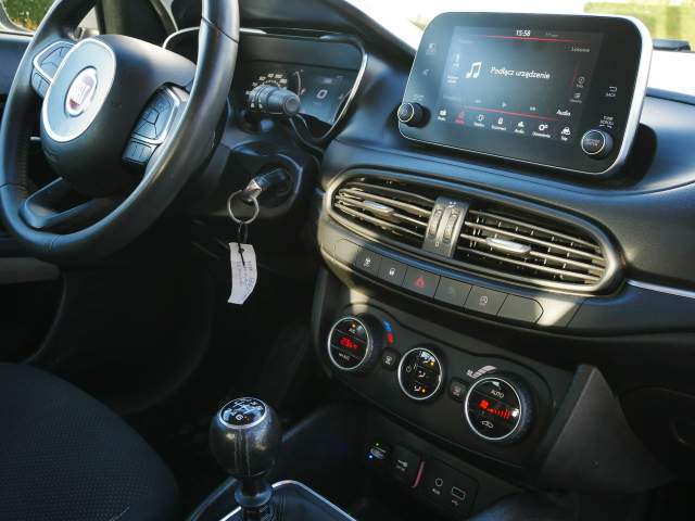 Fiat Tipo 356 2017 — zdjęcie 21