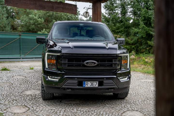 Ford F-150 XIV 2022 — zdjęcie 29