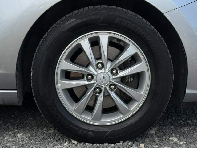 Hyundai i30 III facelifting 2 2022 — zdjęcie 10