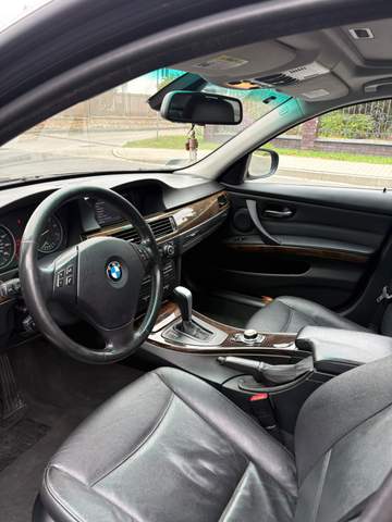 BMW 3 serii V (E90/E91/E92/E93) facelifting 2009 — zdjęcie 9