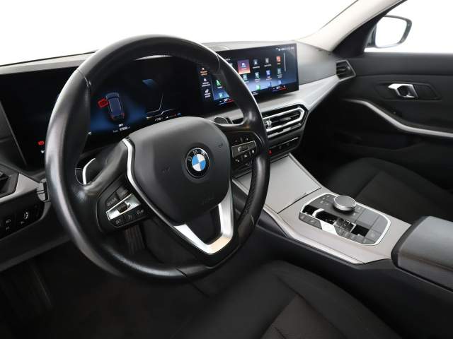 BMW 3 serii VII (G2x) facelifting 2023 — zdjęcie 14