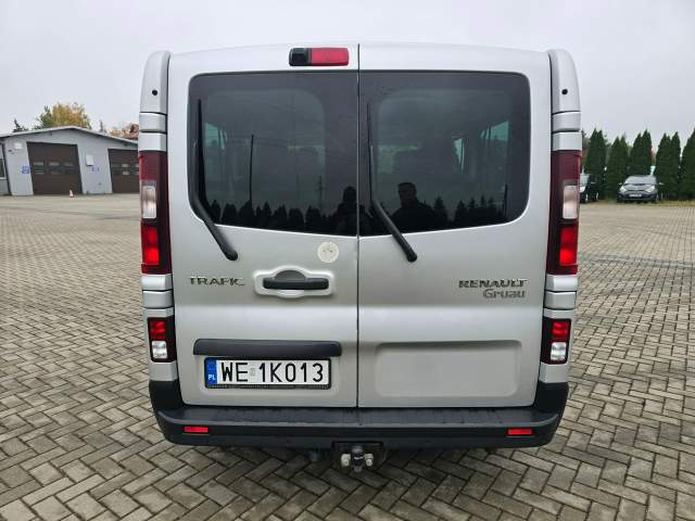Renault Trafic III 2020 — zdjęcie 10