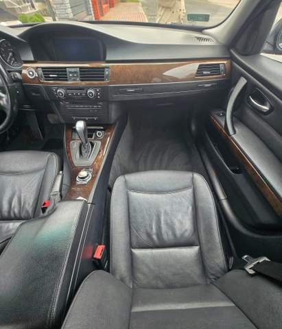 BMW 3 serii V (E90/E91/E92/E93) facelifting 2009 — zdjęcie 3