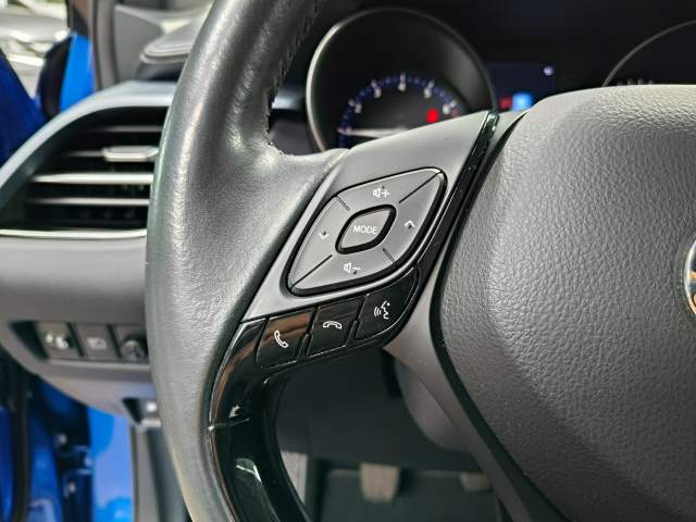 Toyota C-HR I facelifting 2019 — zdjęcie 20