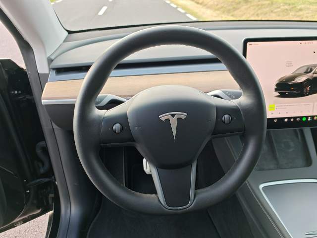 Tesla Model Y I 2022 — zdjęcie 24