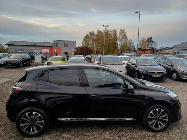 Renault Clio V facelifting 2025 — zdjęcie 11