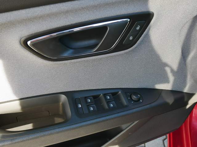 SEAT Leon III facelifting 2019 — zdjęcie 9
