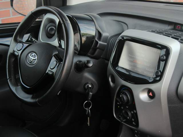 Toyota Aygo II 2017 — zdjęcie 32