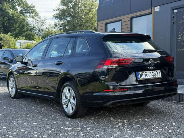 Volkswagen Golf VIII 2021 — zdjęcie 7