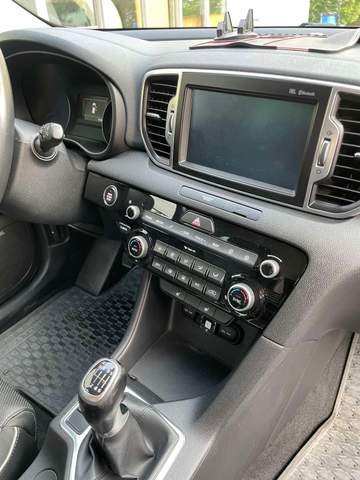 Kia Sportage IV 2017 — zdjęcie 15