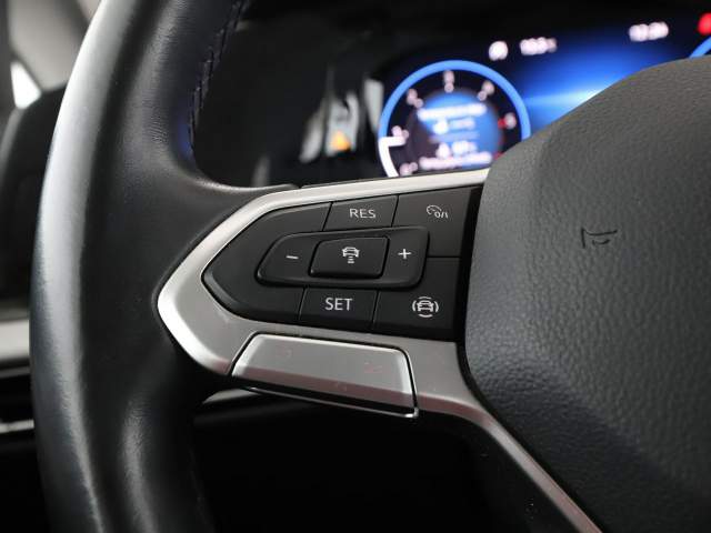 Volkswagen Golf VIII 2022 — zdjęcie 26