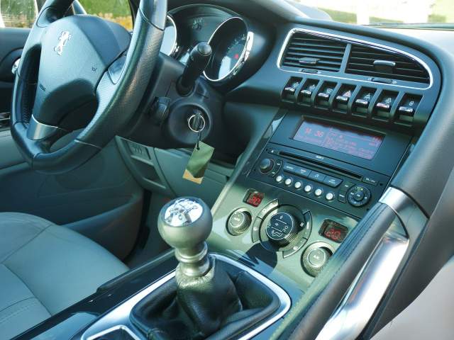 Peugeot 3008 I 2009 — zdjęcie 23