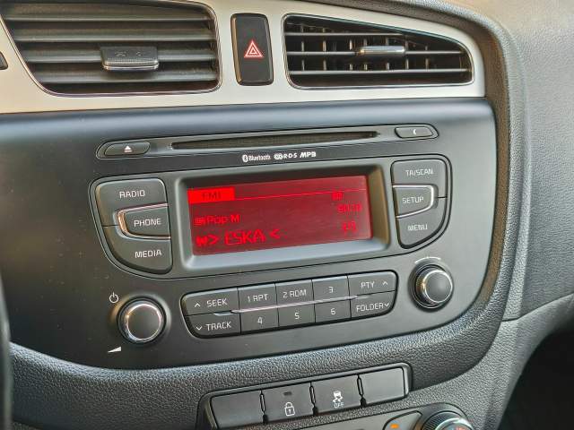 Kia Ceed II 2014 — zdjęcie 20
