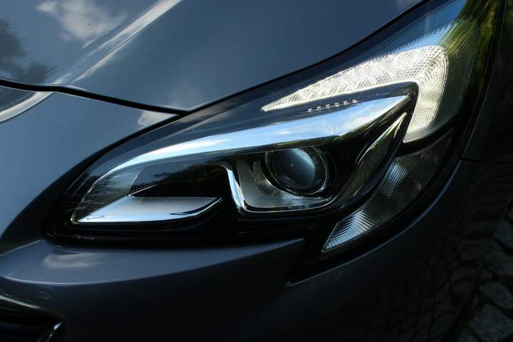 Opel Corsa E 2015 — zdjęcie 23