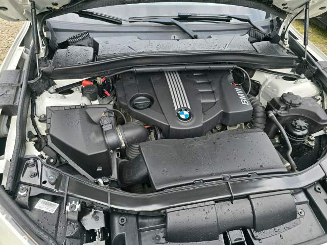 BMW X1 I (E84) 2011 — zdjęcie 32
