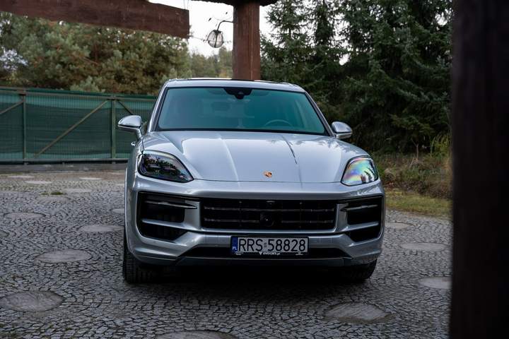 Porsche Cayenne III facelifting 2024 — zdjęcie 23