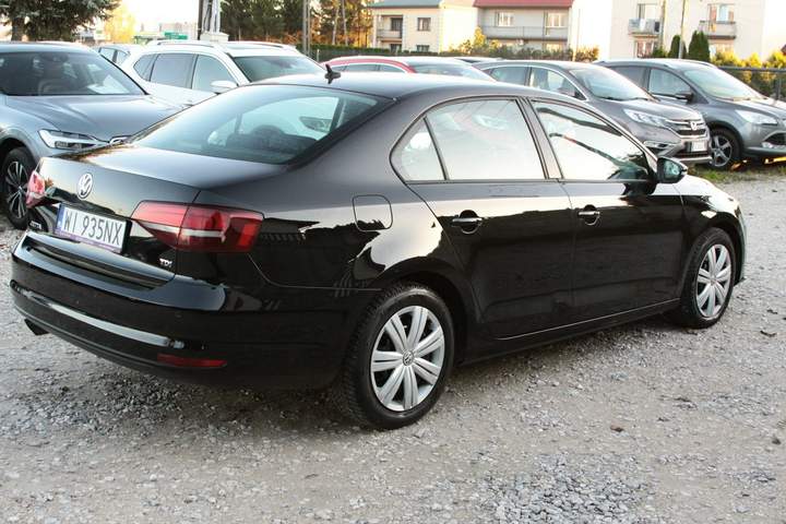 Volkswagen Jetta VI facelifting 2017 — zdjęcie 13