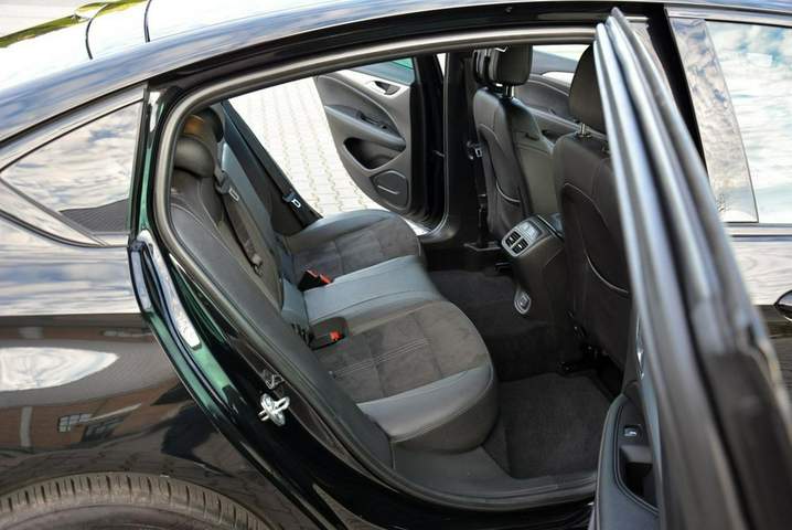 Opel Insignia II facelifting 2021 — zdjęcie 14
