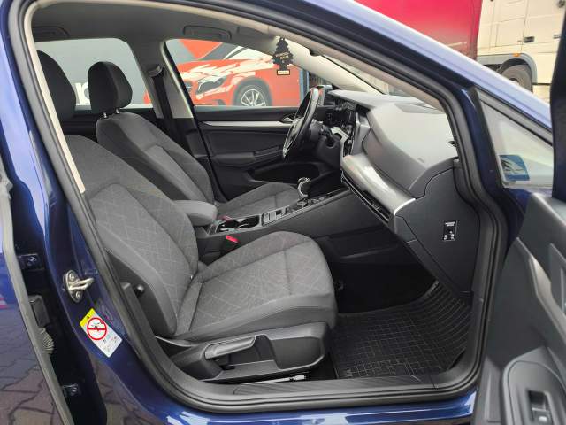Volkswagen Golf VIII 2022 — zdjęcie 22