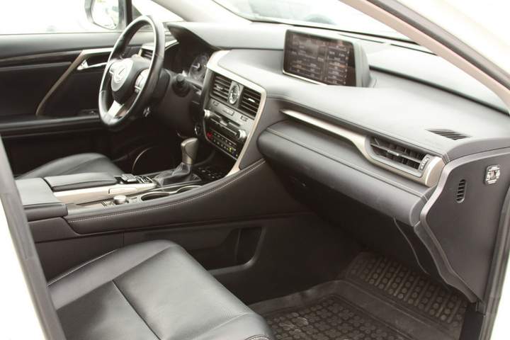 Lexus RX IV facelifting 2019 — zdjęcie 18
