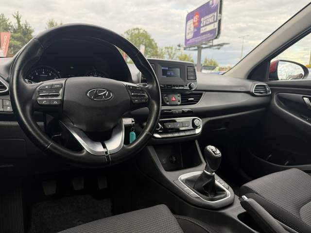 Hyundai i30 III facelifting 2 2021 — zdjęcie 15