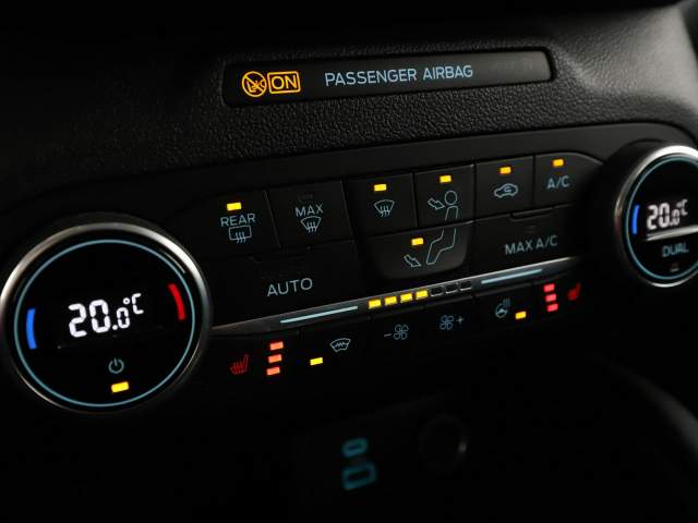Ford Kuga III 2020 — zdjęcie 28