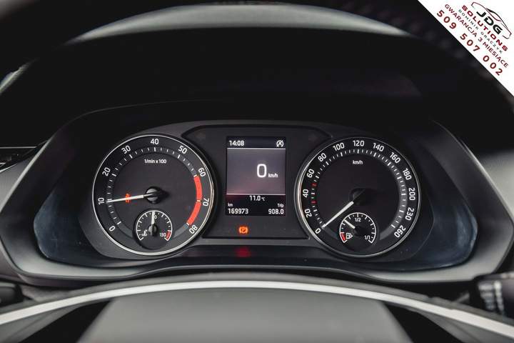 Skoda Octavia III (A7) facelifting 2022 — zdjęcie 16