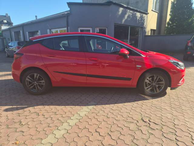 Opel Astra K 2019 — zdjęcie 4