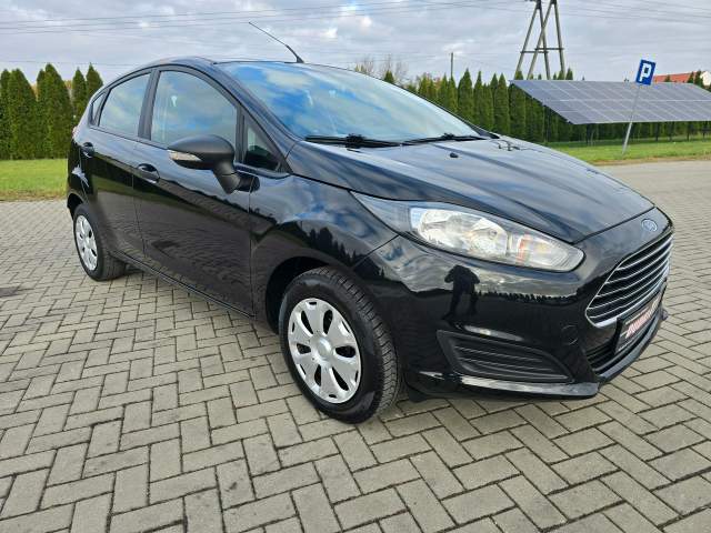 Ford Fiesta Mk6 facelifting 2015 — zdjęcie 3