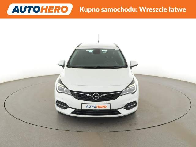 Opel Astra K facelifting 2020 — zdjęcie 11