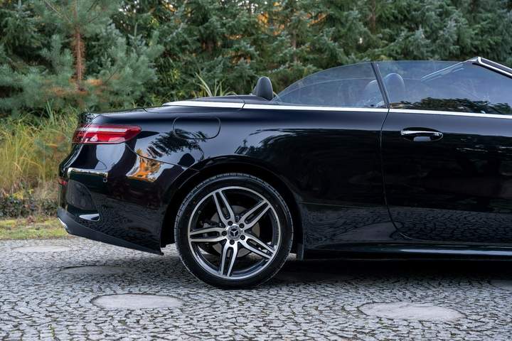 Mercedes-Benz E-Klasa V (W213, S213, C238) 2018 — zdjęcie 17
