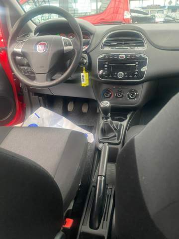 Fiat Punto III Punto 2016 — zdjęcie 4