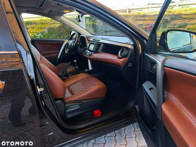 Toyota RAV4 IV (XA40) 2015 — zdjęcie 10