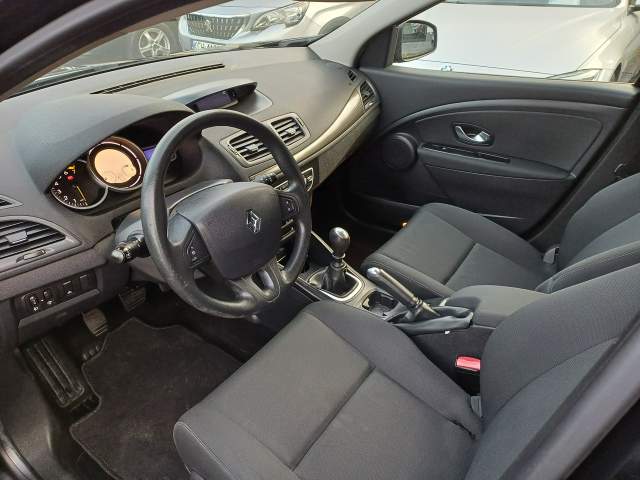 Renault Megane III 2011 — zdjęcie 14