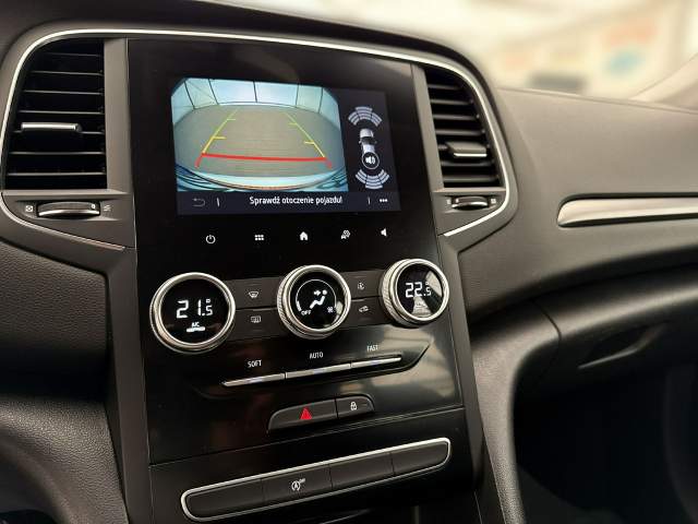 Renault Megane IV facelifting 2021 — zdjęcie 27